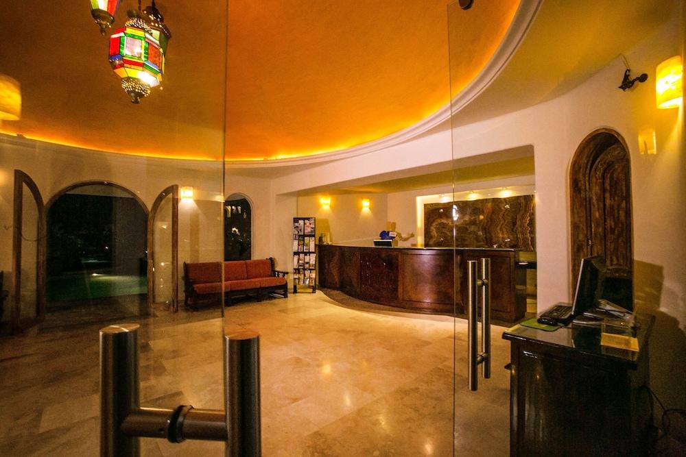 Hotel & Suites El Moro ラパス エクステリア 写真