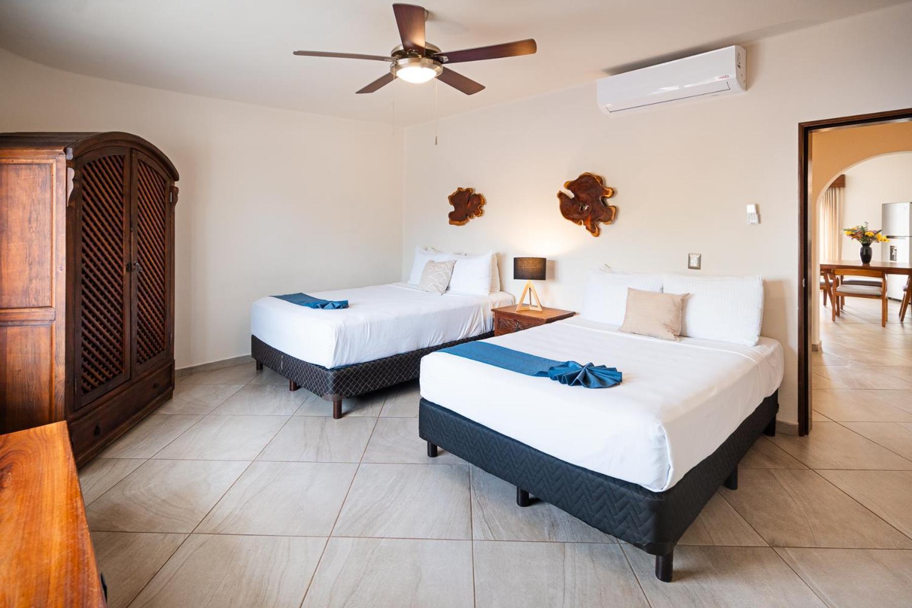 Hotel & Suites El Moro ラパス エクステリア 写真