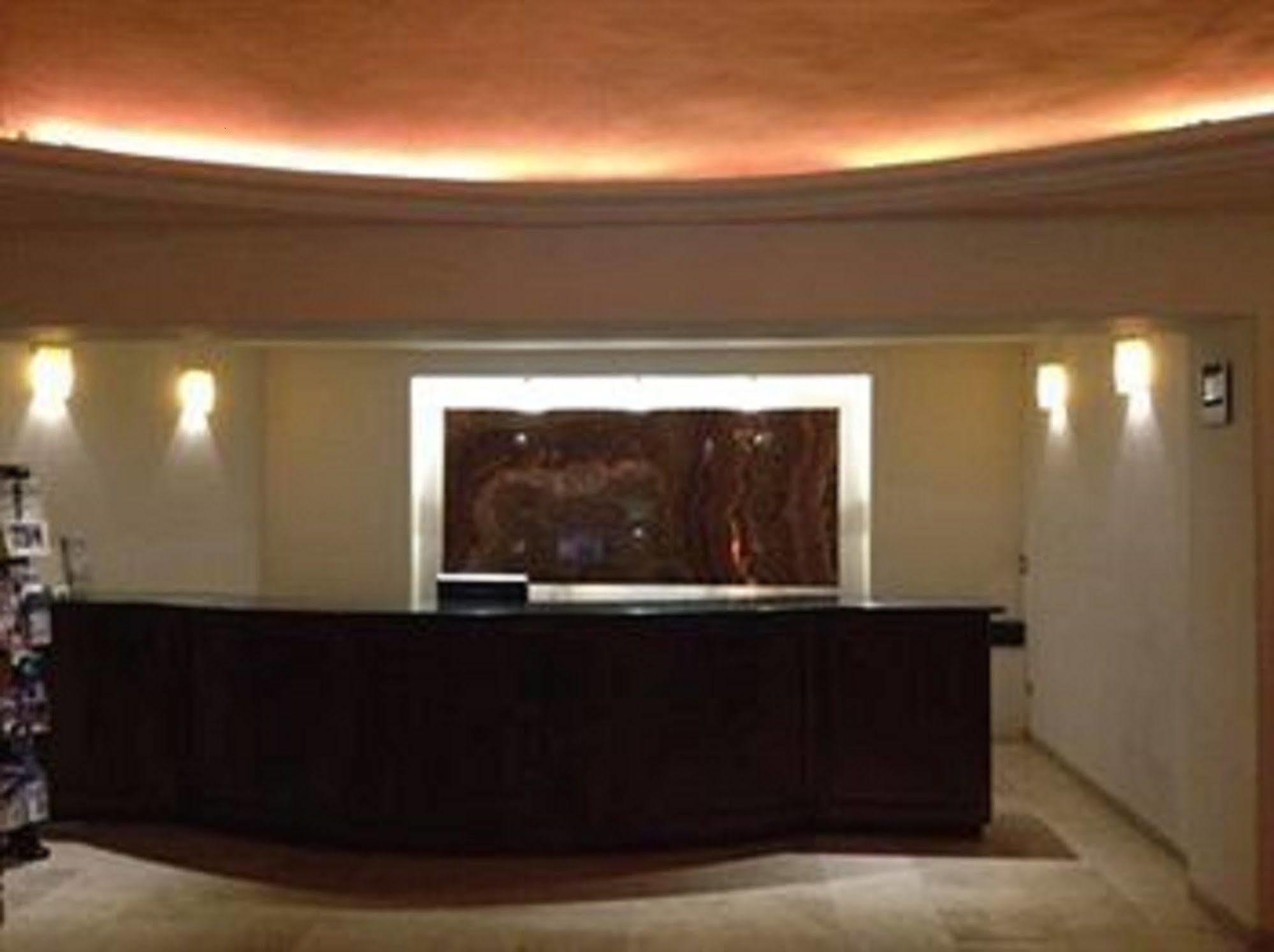 Hotel & Suites El Moro ラパス エクステリア 写真