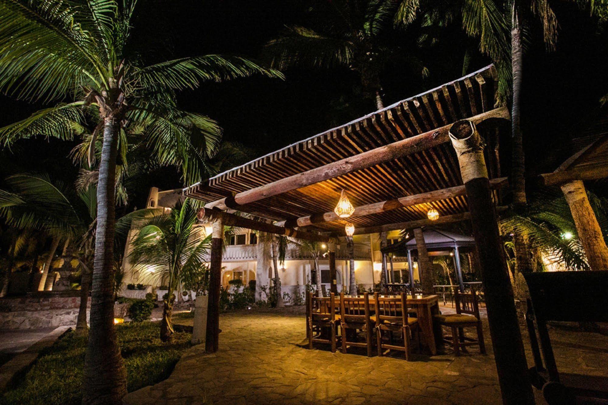 Hotel & Suites El Moro ラパス エクステリア 写真